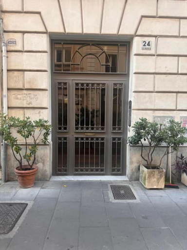 Exterior & Views, New Golden House, Rome