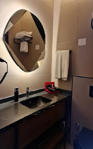 Bathroom 4, Porto Amore Club Hotel, Alanya