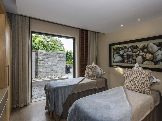 Bedroom 3, No5 Boutique Art Hotel by Mantis, Nelson Mandela Bay
