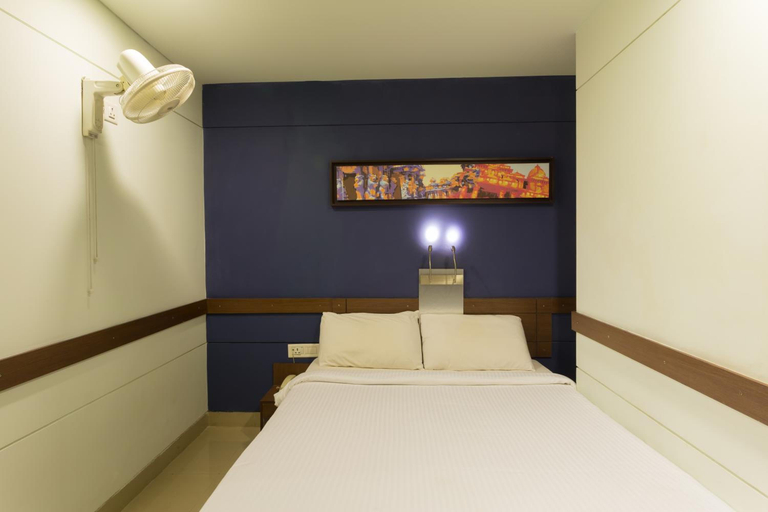 Bedroom 3, Ginger Chennai, Vadapalani, Chennai