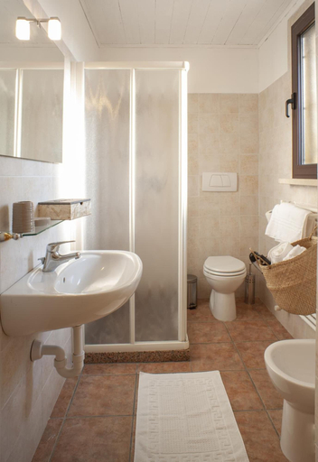 Bathroom 5, B&B Corte Castella, Mantua