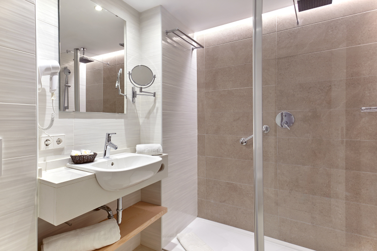 Bathroom, Universal Hotel Cabo Blanco - Adults Only, Baleares