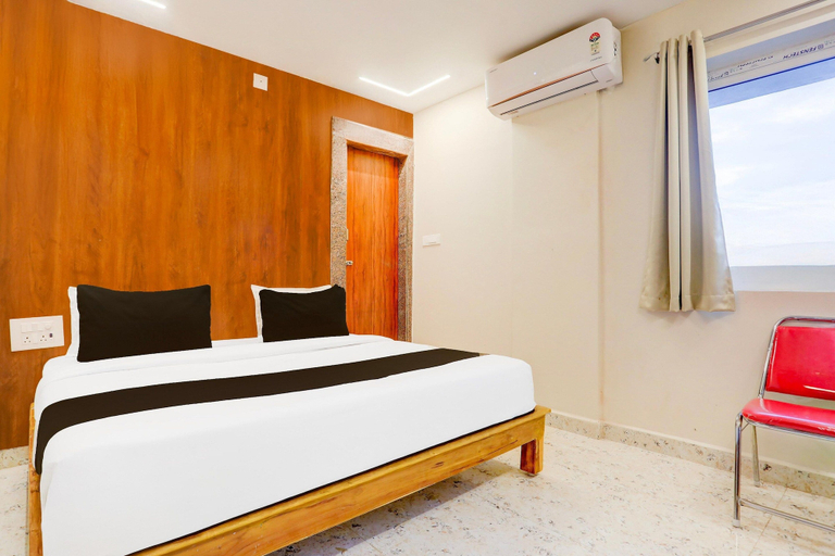 Room 4, Premium Hotel Rama Grand, Chittoor