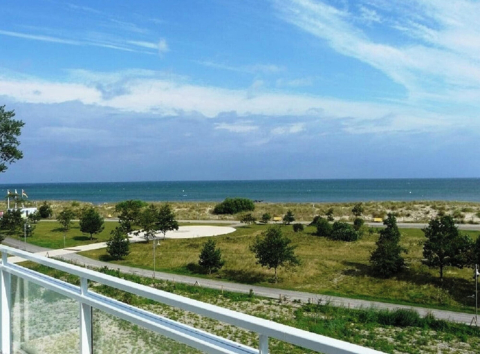 Property grounds 3, Holiday Apartment With 3 Bedrooms, Ostholstein