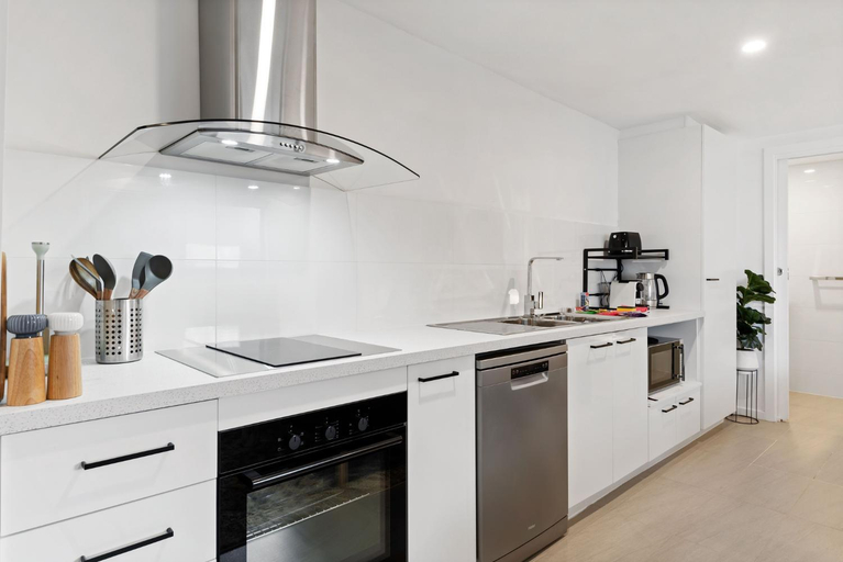 5, Cozy 1-Bed Studio Near Cafes and Shops, Melbourne