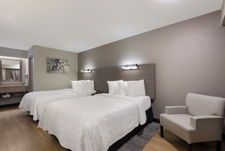 Bedroom 3, Red Roof Inn PLUS+ Chicago - Naperville, Dupage
