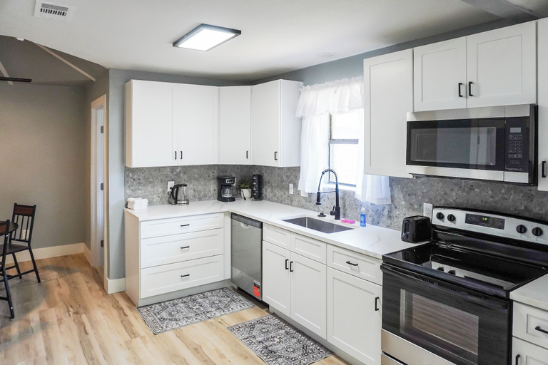 Private kitchen 3, West Oak House, Collin