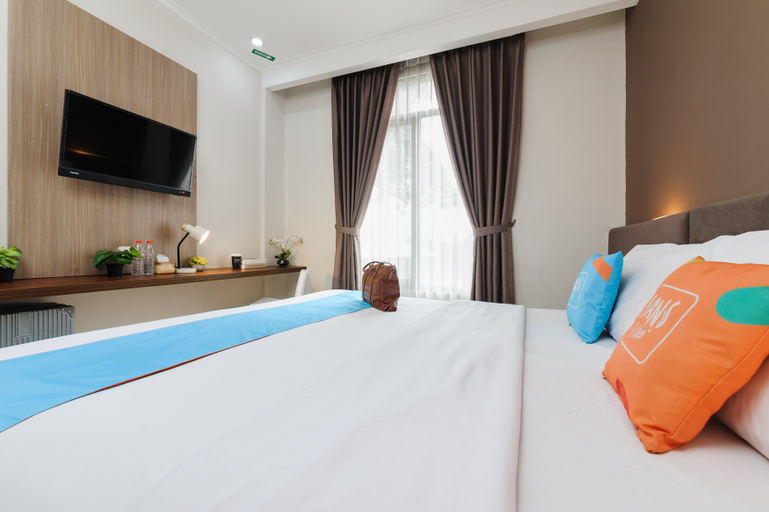 Others 4, RedDoorz Plus near Lippo Mall Kemang 2, South Jakarta