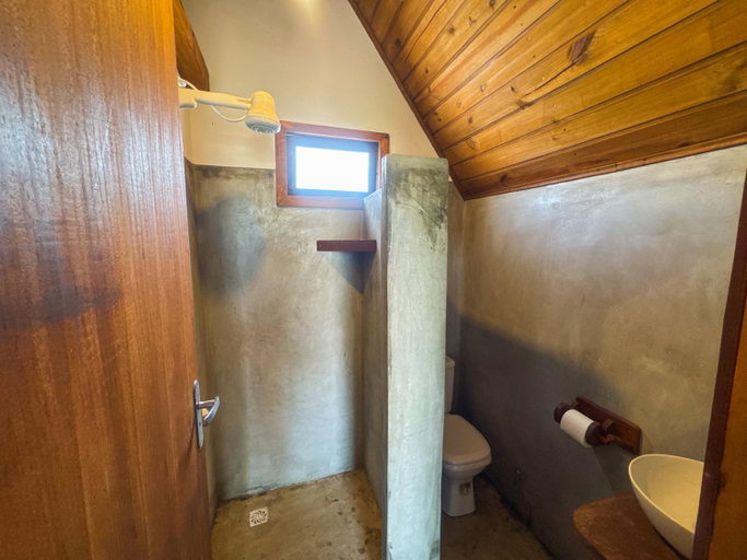 Bathroom, Chale Entre Ciclos Icaraizinho, Amontada