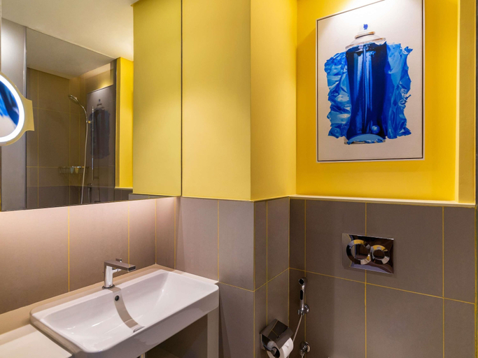 Bathroom 4, ibis Styles Dubai Deira, Dubai
