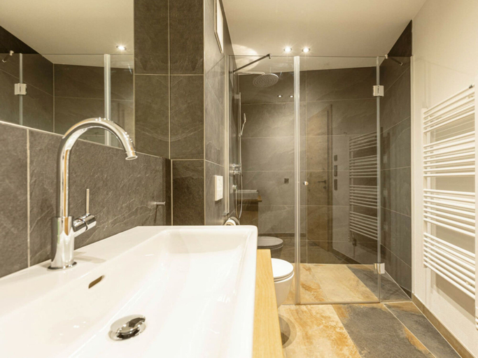Bathroom 4, Superior Holiday Apartment # 1C With Sauna, Zell am See