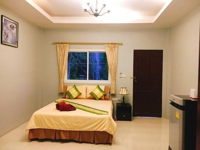 Bedroom 2, Bussarin Mansion, Ko Yao District