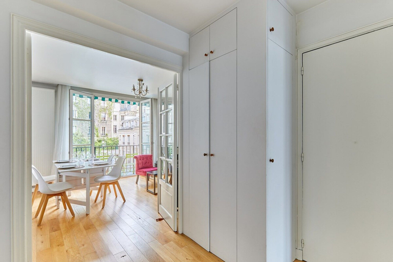 Interior, Apartment Pantheon/saint Germain des Pres, Paris