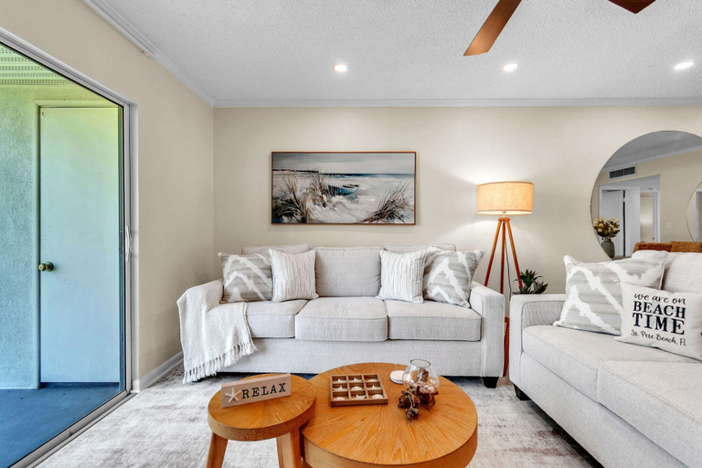 Living area 4, Vista Verde East 105, Pinellas