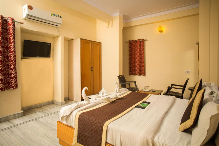 Bedroom 2, Hotel Dimple International, Udaipur
