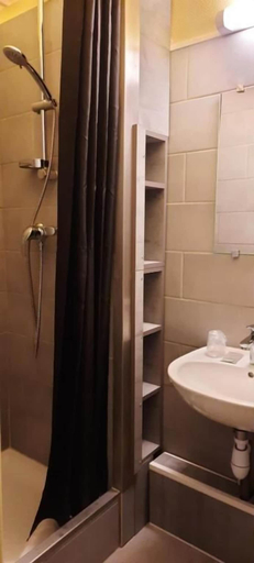Bathroom 5, Hôtel des Jacobines, Saône-et-Loire