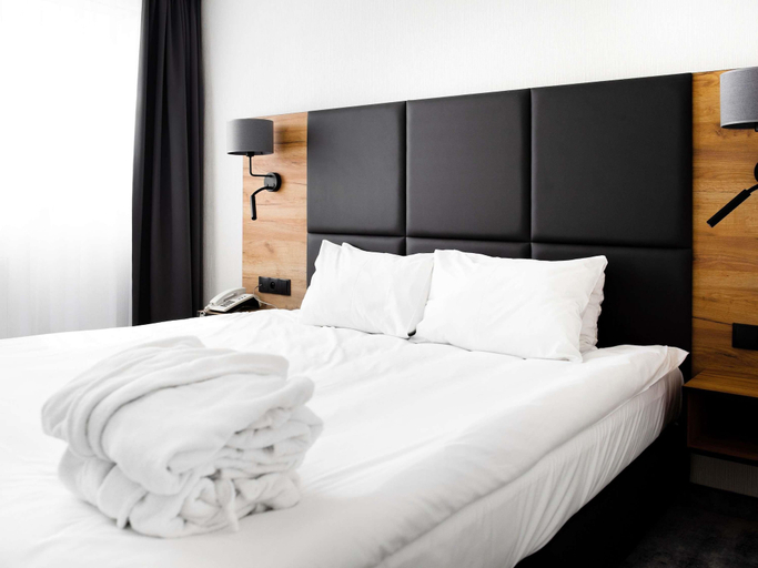 Bedroom 3, Hotel Mercure Opole, Ople