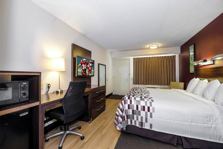 Bedroom 4, Red Roof Inn Aberdeen, Harford