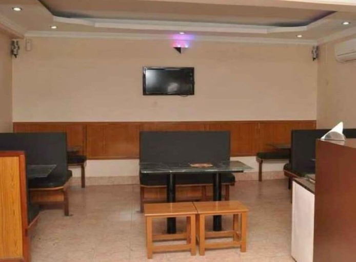 Dining, Hotel Nesam Grand By M&D Hospitality, Virudunagar