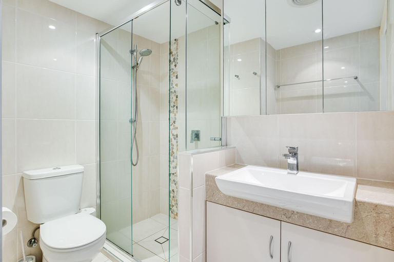 Bathroom 3, Coral Sea Apartments, Unincorp. Far North