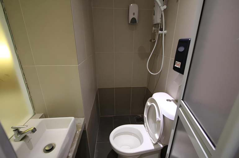 Bathroom 3, Place2Stay - Chinatown, Kuching