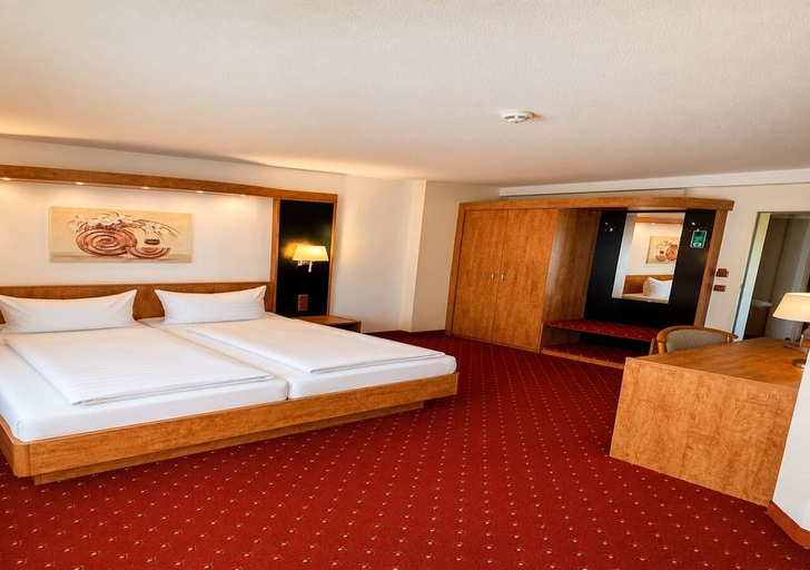 Bedroom 2, Landgasthof Alte Post, Aurich
