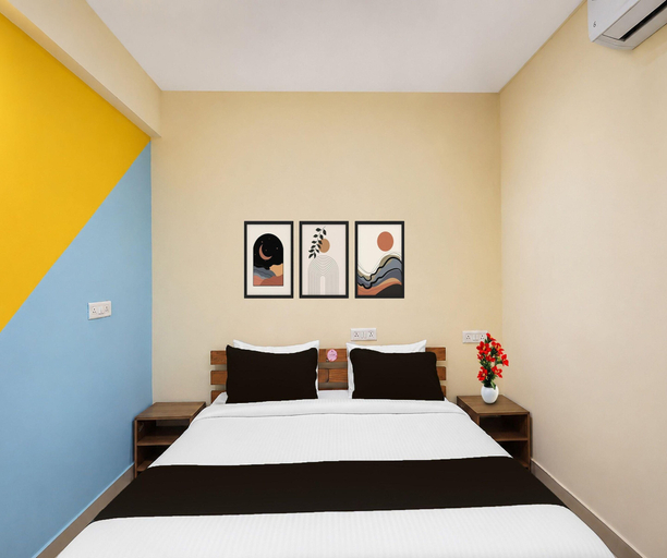 Room 4, Deluxe Room Nagawara Junction, Bangalore