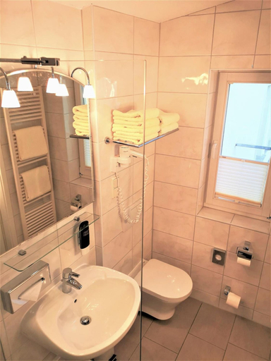 Bathroom 5, Hotel Villa Meeresgruss, Vorpommern-Rügen