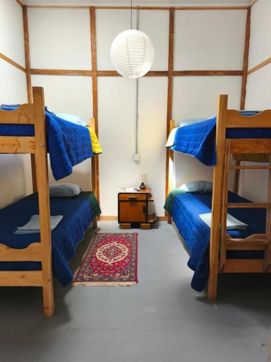 Room 3, Casa Bike, Magallanes