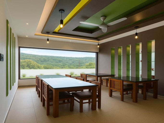 Dining 5, Tripple F Inn - A Luxury Stay in Munnar, Idukki