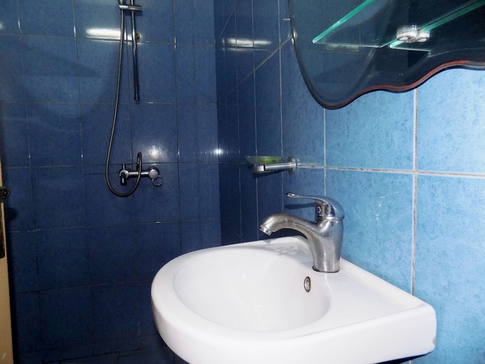 Bathroom 3, Hotel Magnificat, Golfe (incl Lomé)
