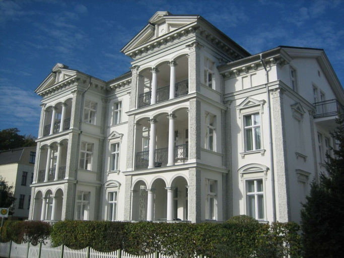 Primary image