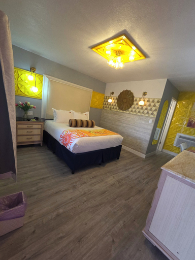 Room 1, Firefly Inn and Suites Hastings NE, Adams