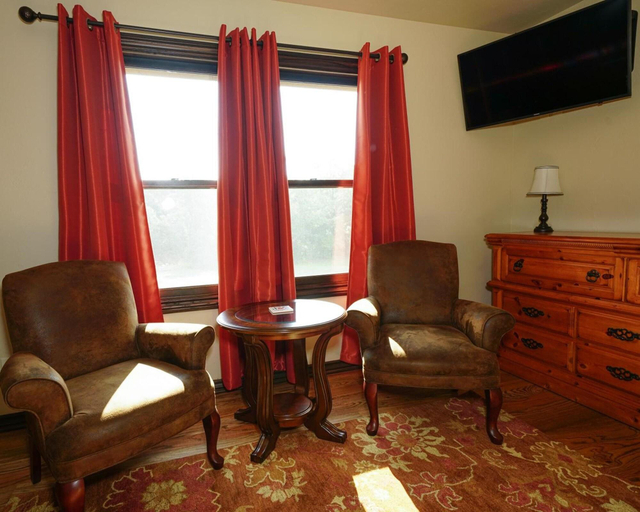 Public Area, Hidden Meadows B&B, Payne