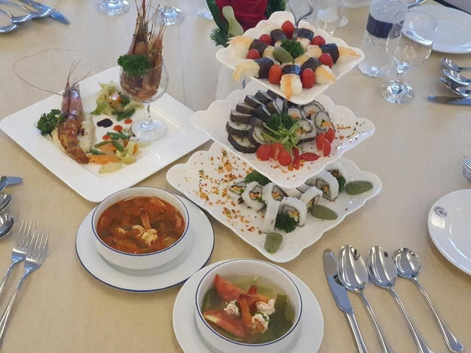 Food & Drinks 5, Aristocrat Inn, Dhaka