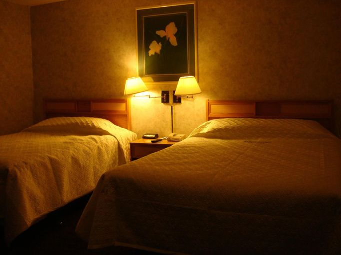 Bedroom 3, Bluebird Hotel, Division No. 14