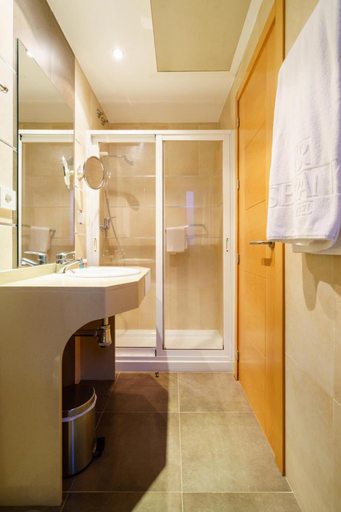Bathroom 4, Hotel Serrano, Córdoba