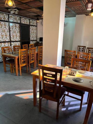 Dining 3, Hotel Pondview By Basotel, Patna