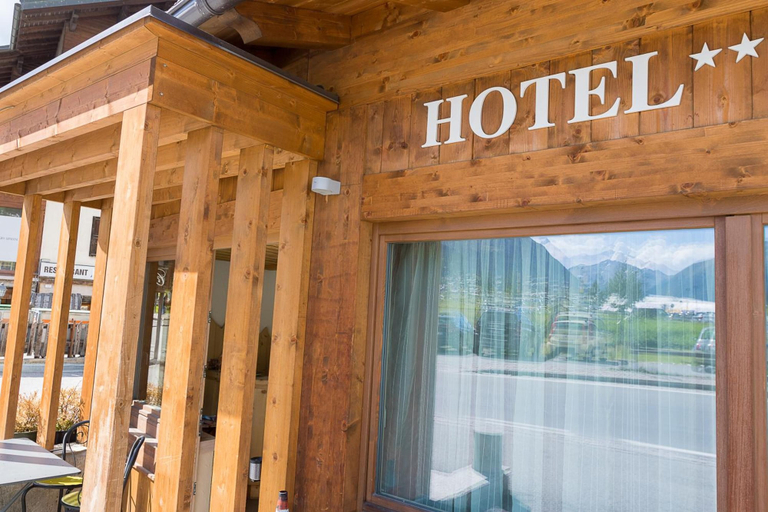Exterior & Views 2, Hotel Champagne, Sondrio
