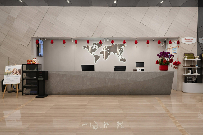 Public Area 3, Ramada Plaza Shenzhen North, Shenzhen