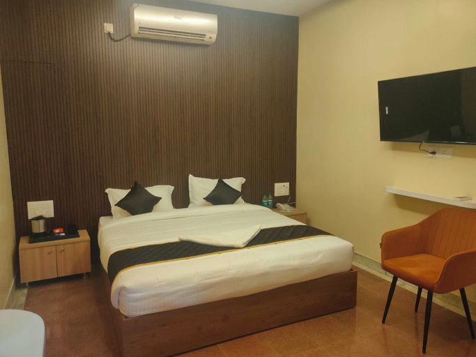 Room 2, Grace Springs Santhome, Chennai