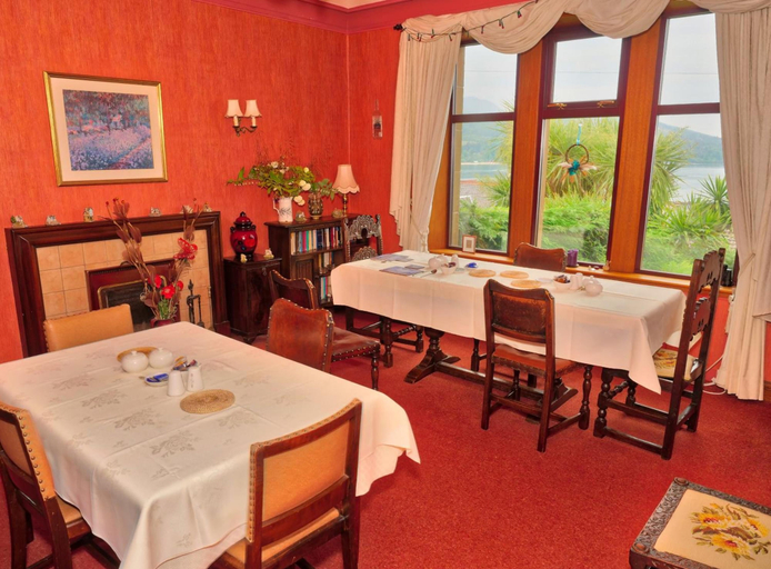 Food & Drinks, Belvedere, North Ayrshire