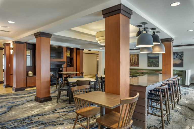 Food & Drinks 4, Fairfield Inn Suites Texarkana, Bowie