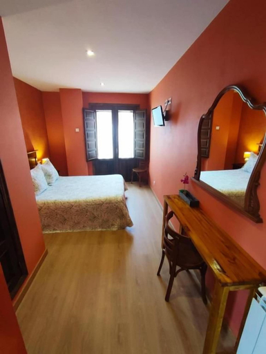 Bedroom 3, Hotel Rural Pajarapinta, León