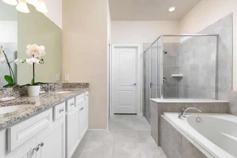 Interior 3, 5BR Near Parks w Themed Rooms, Pool @ Solterra, Polk