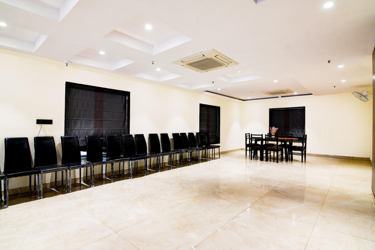 Dining, Deluxe New Town, North 24 Parganas