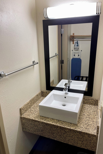 Bathroom 4, Red Roof Inn Sandusky - Milan, Erie