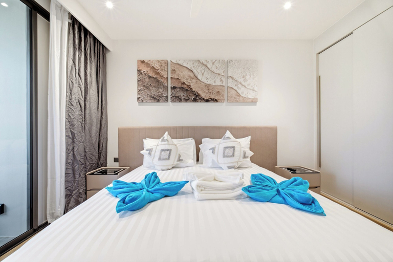 Room 4, Seashore Beach Residences by NLA, Pulau Phuket