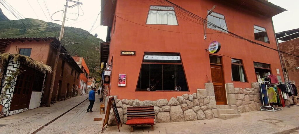 Exterior, IMASMATI WASI, Calca