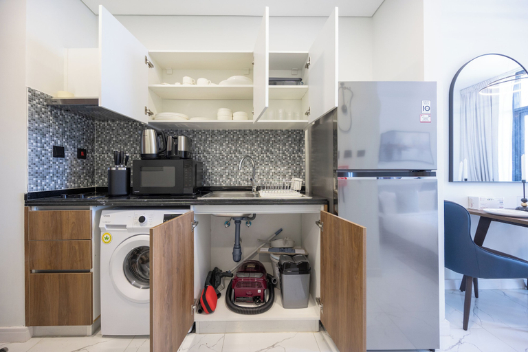 Private kitchenette, Bloomfields Studio in The Gate - Masdar, Abu Dhabi City